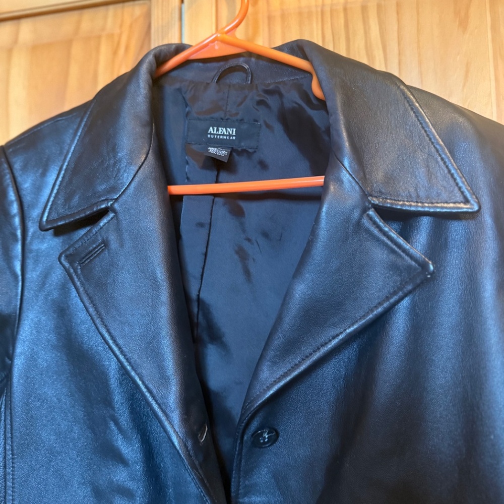 Alfani Black Genuine Leather Mid-Length Car Coat - Women's Large - Picture 2 of 6